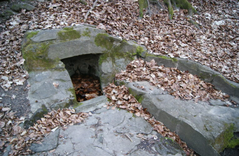 Studánka Na Loukách